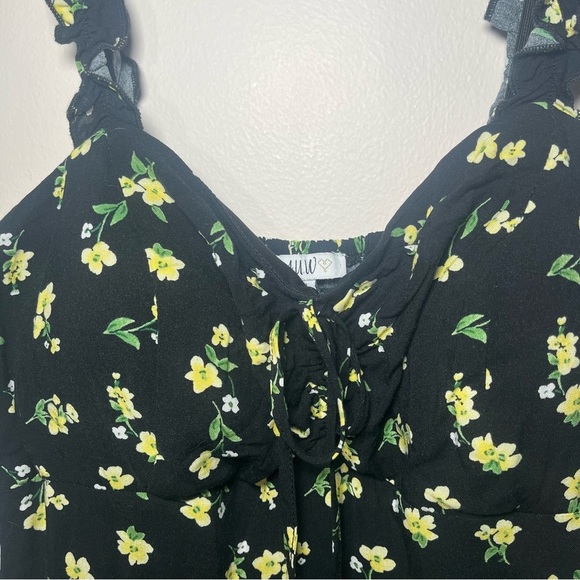 not available - Picture 5 of 16